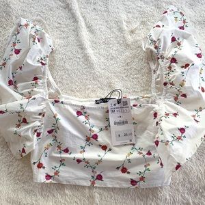 Zara Women’s Floral Crop Top Medium